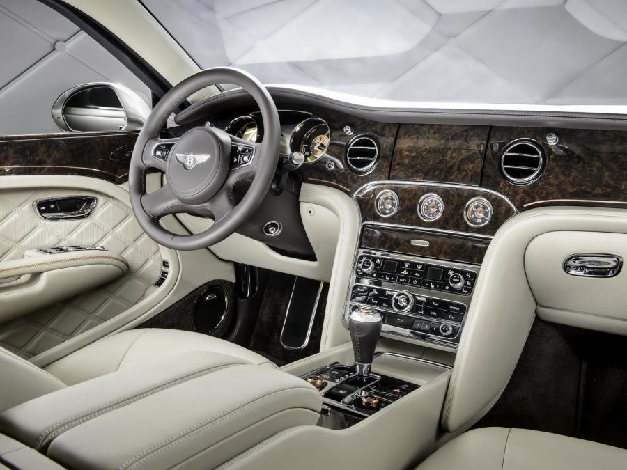 Интерьер Bentley Hybrid Concept 2014 года  (фото 13 из 13)